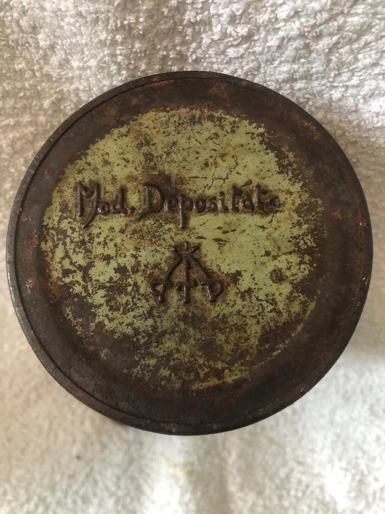 3 Macinacaffè in ferro e legno, anni '40 2