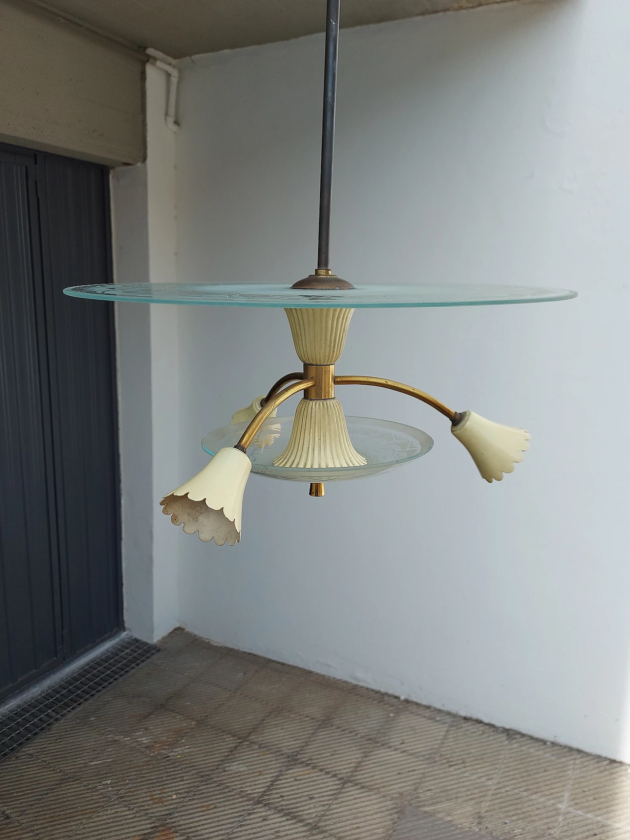 Three-light chandelier by Pietro Chiesa for Fontana Arte, 1950s 6