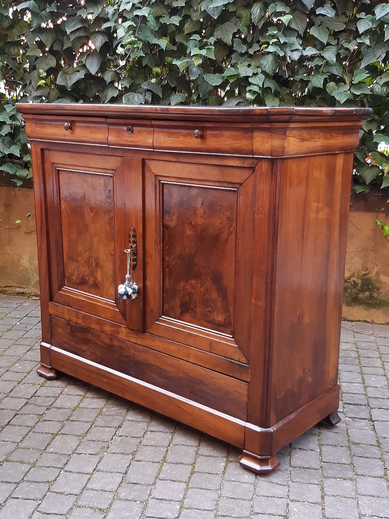 Credenza cappuccina Luigi Filippo in noce e radica di noce, '800 3