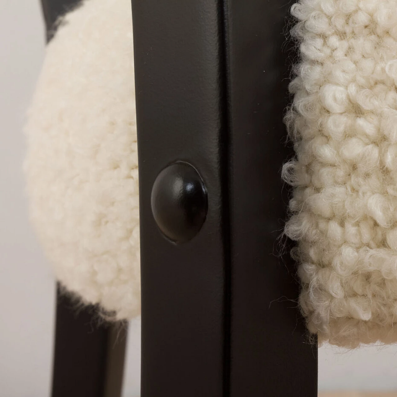 8 Sedie in legno e lana boucle di Thonet, anni '50 14