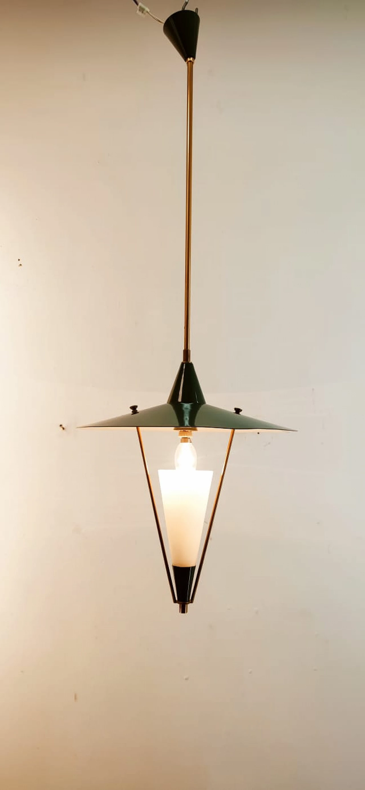 Lampadario sospeso con cupola in metallo e cono in vetro, metà '900 12