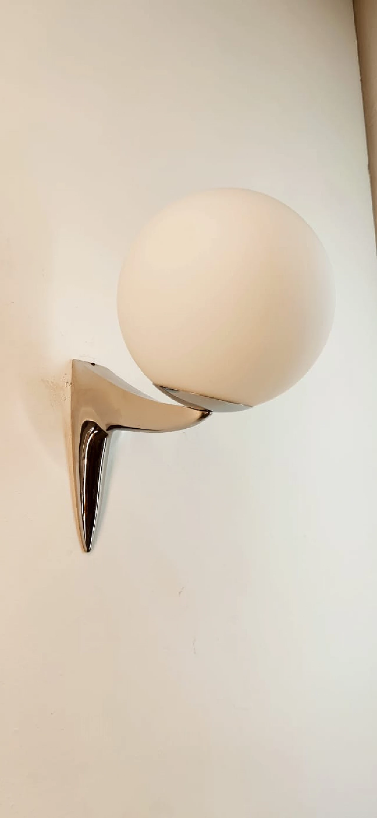 Single chrome-plated brass wall light with sphere-shaped glass, 1970s 2