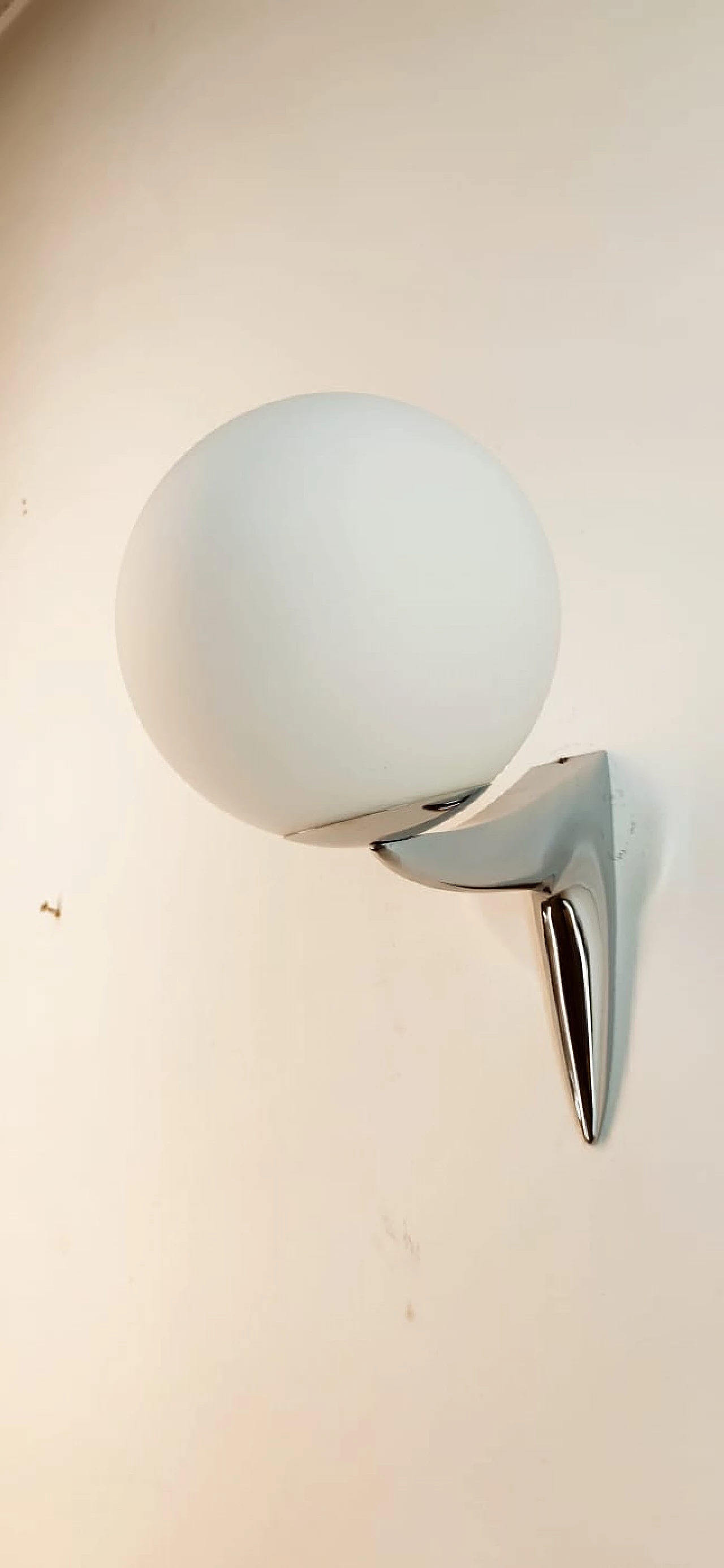 Single chrome-plated brass wall light with sphere-shaped glass, 1970s 8
