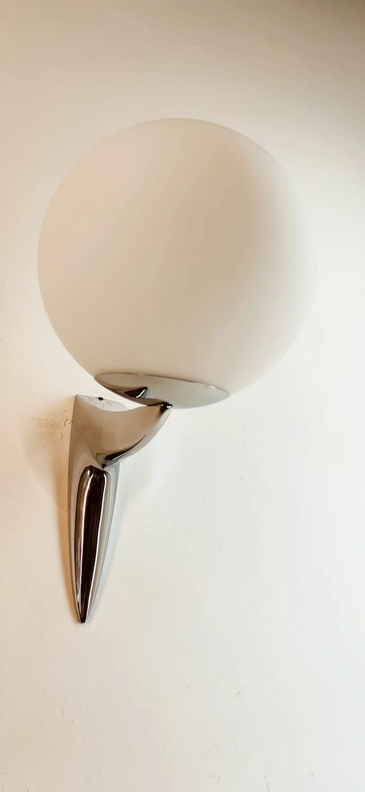 Single chrome-plated brass wall light with sphere-shaped glass, 1970s 11
