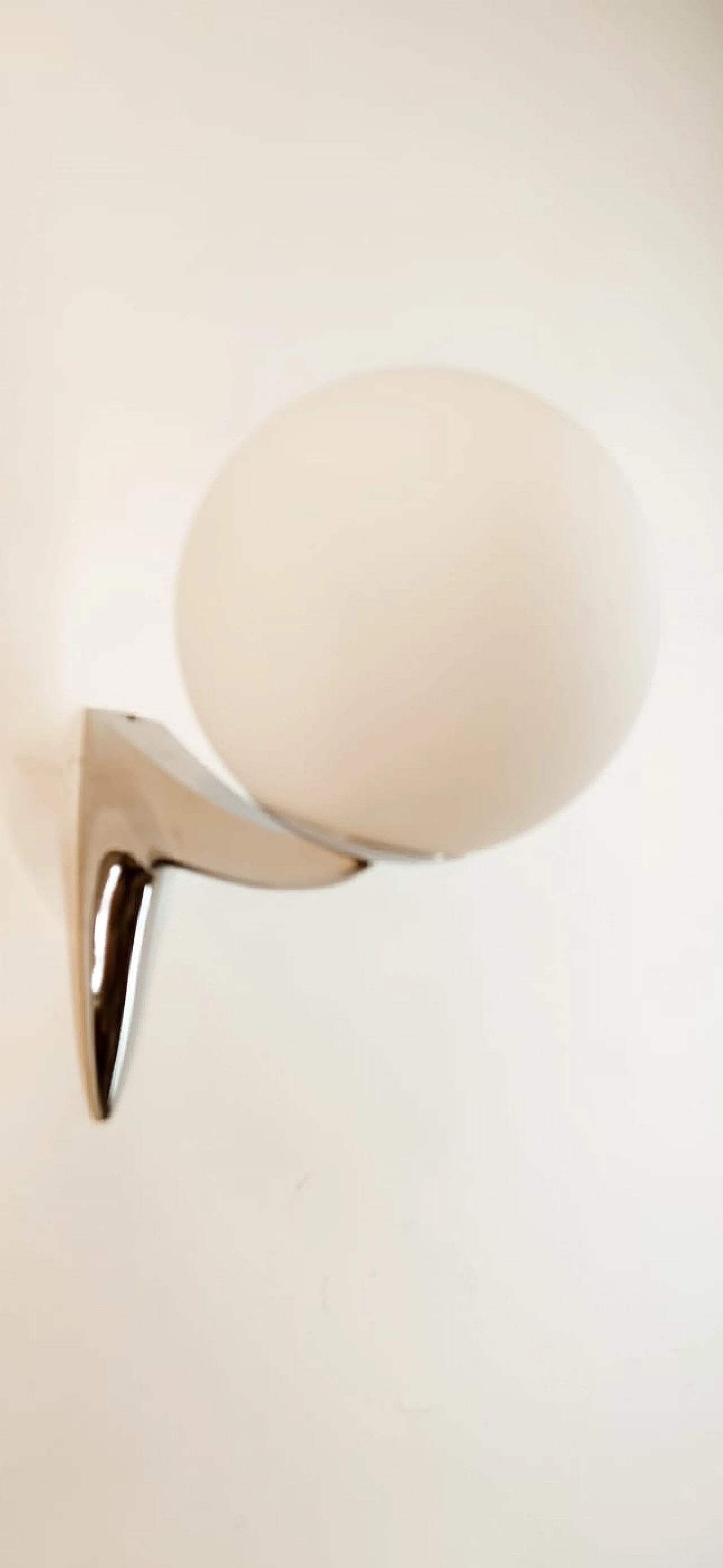 Single chrome-plated brass wall light with sphere-shaped glass, 1970s 13