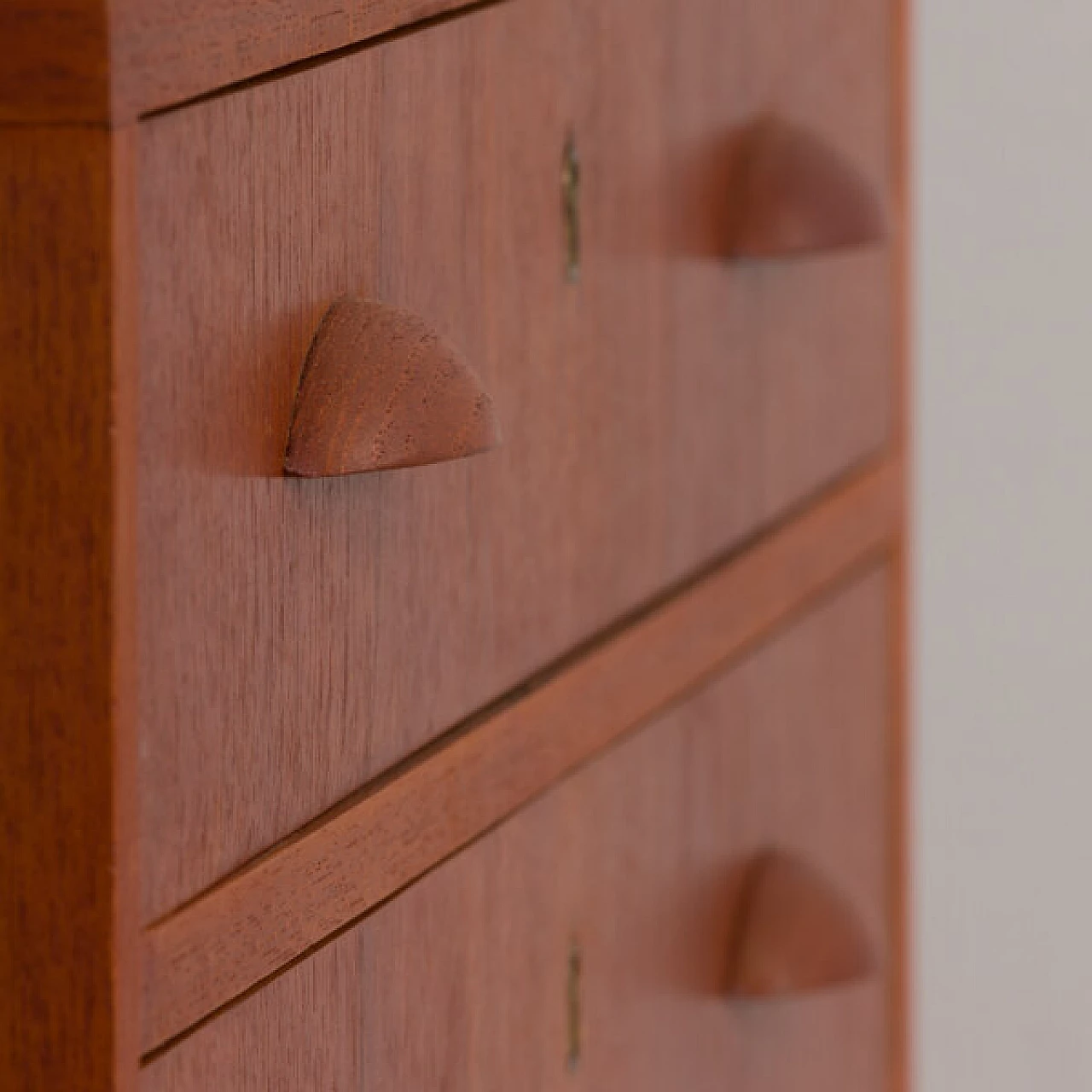 Pensile danese con scrivania in teak, anni '60 17