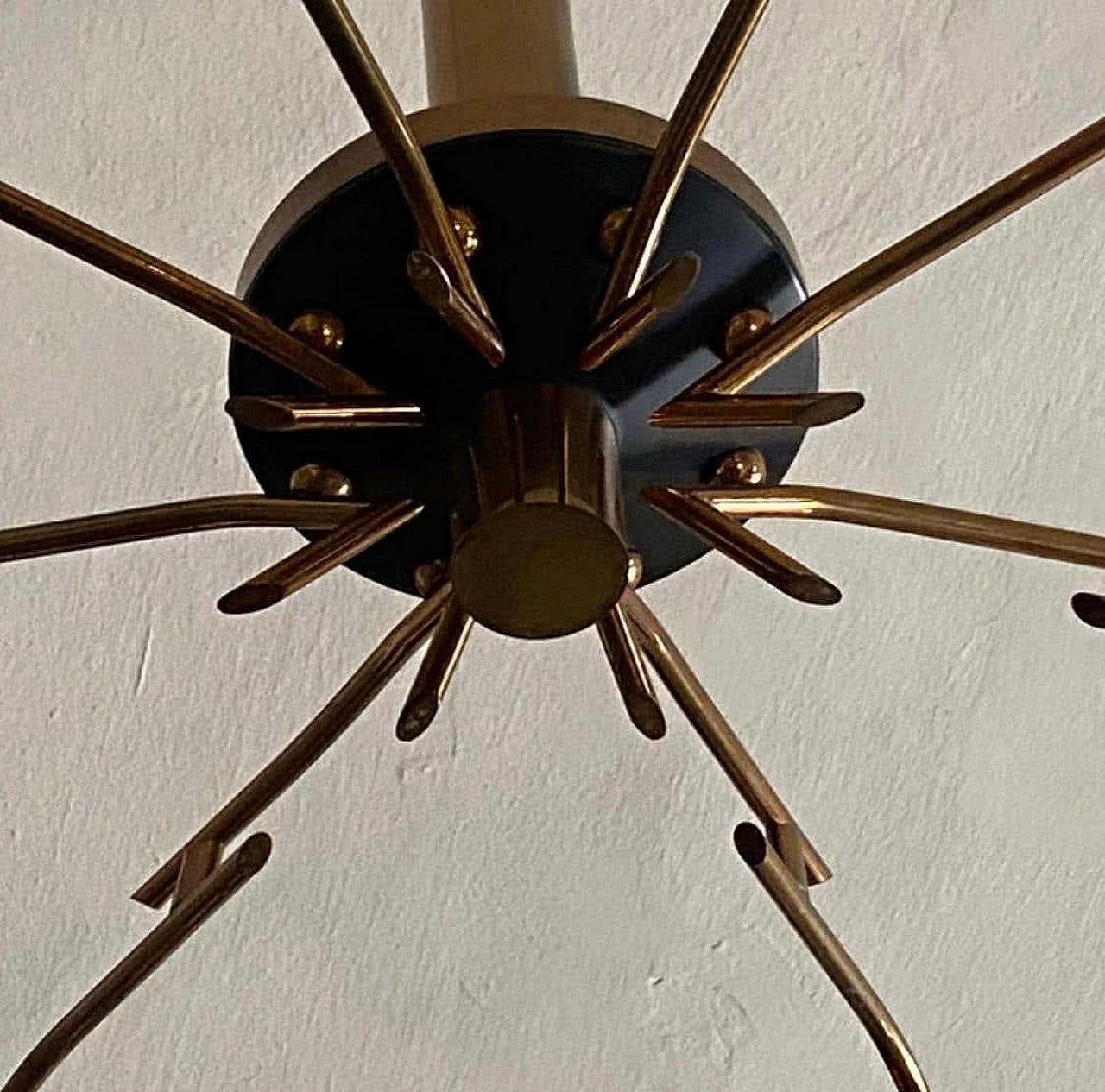 Lampadario a sei luci in ottone e vetro nello stile di Stilnovo, anni '60 10