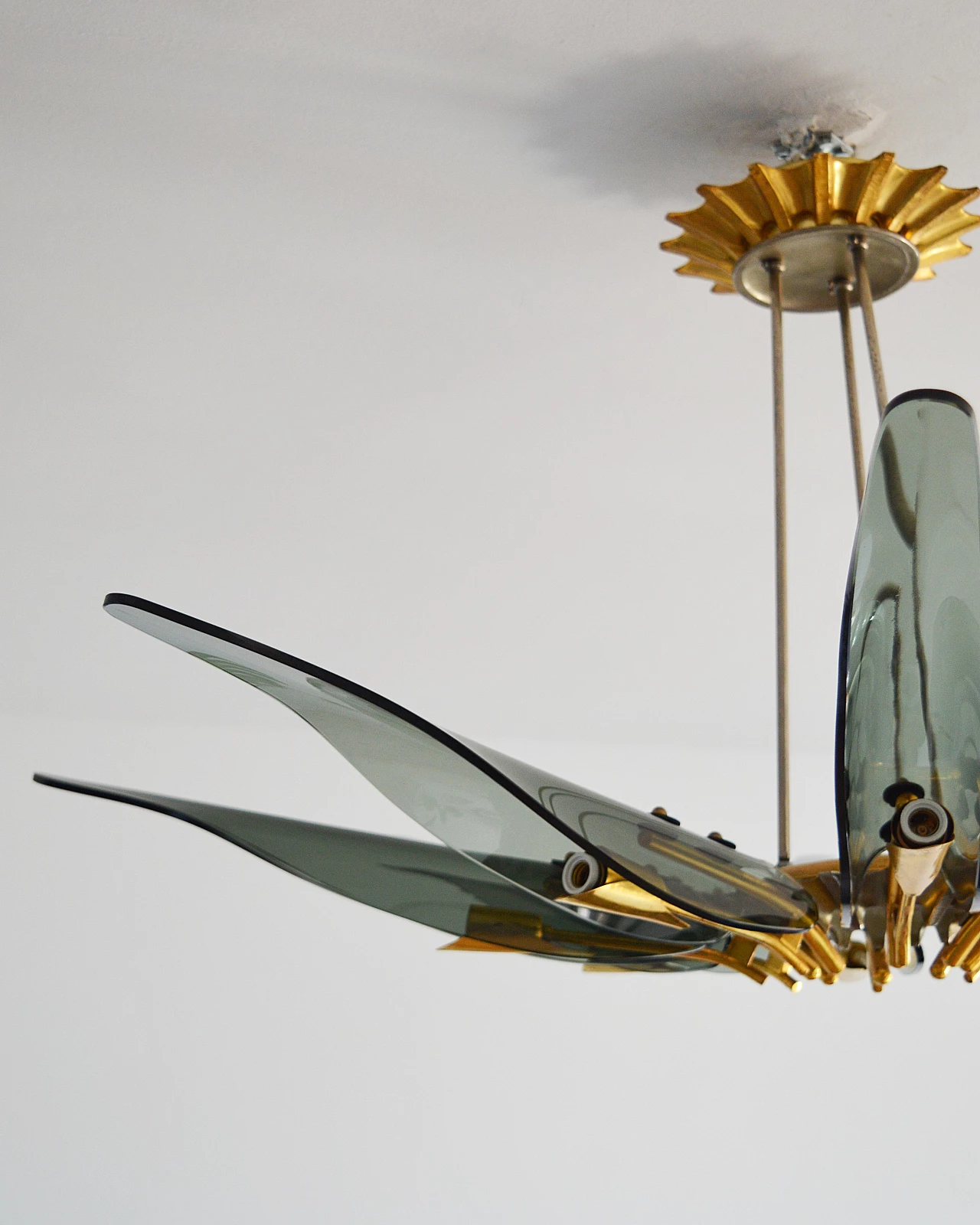 Dahlia chandelier by Max Ingrand for Fontana Arte, 1950s 12