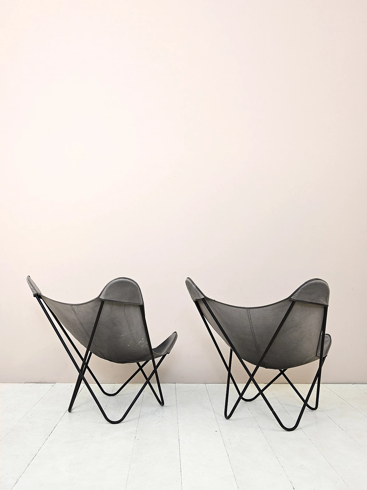 Coppia di sedie scandinave in metallo nero e tessuto, anni '70 4