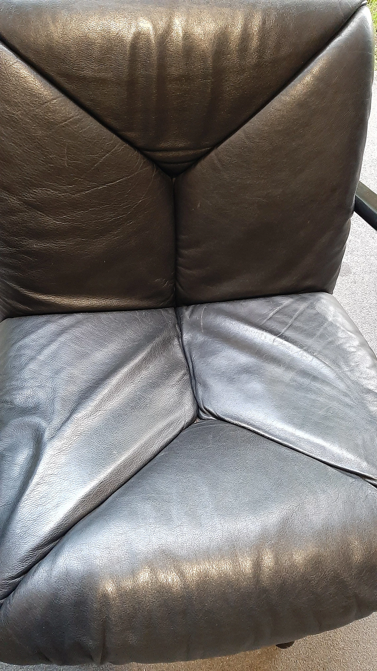 Pair of armchairs by Vico Magistretti for ICF De Padova, 1970s 4