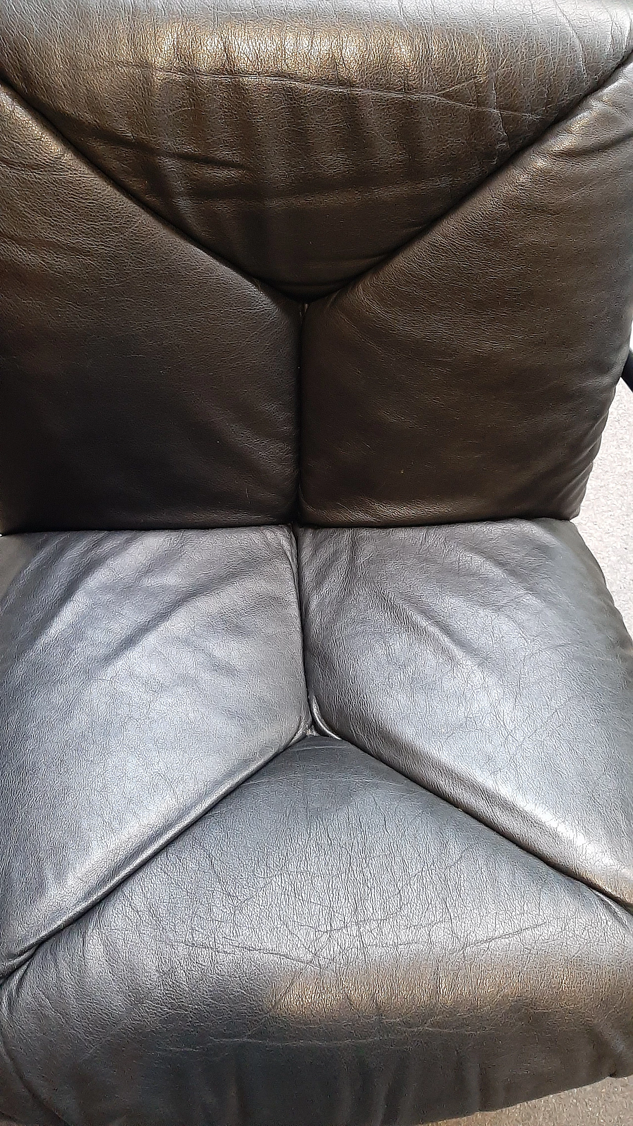 Pair of armchairs by Vico Magistretti for ICF De Padova, 1970s 5