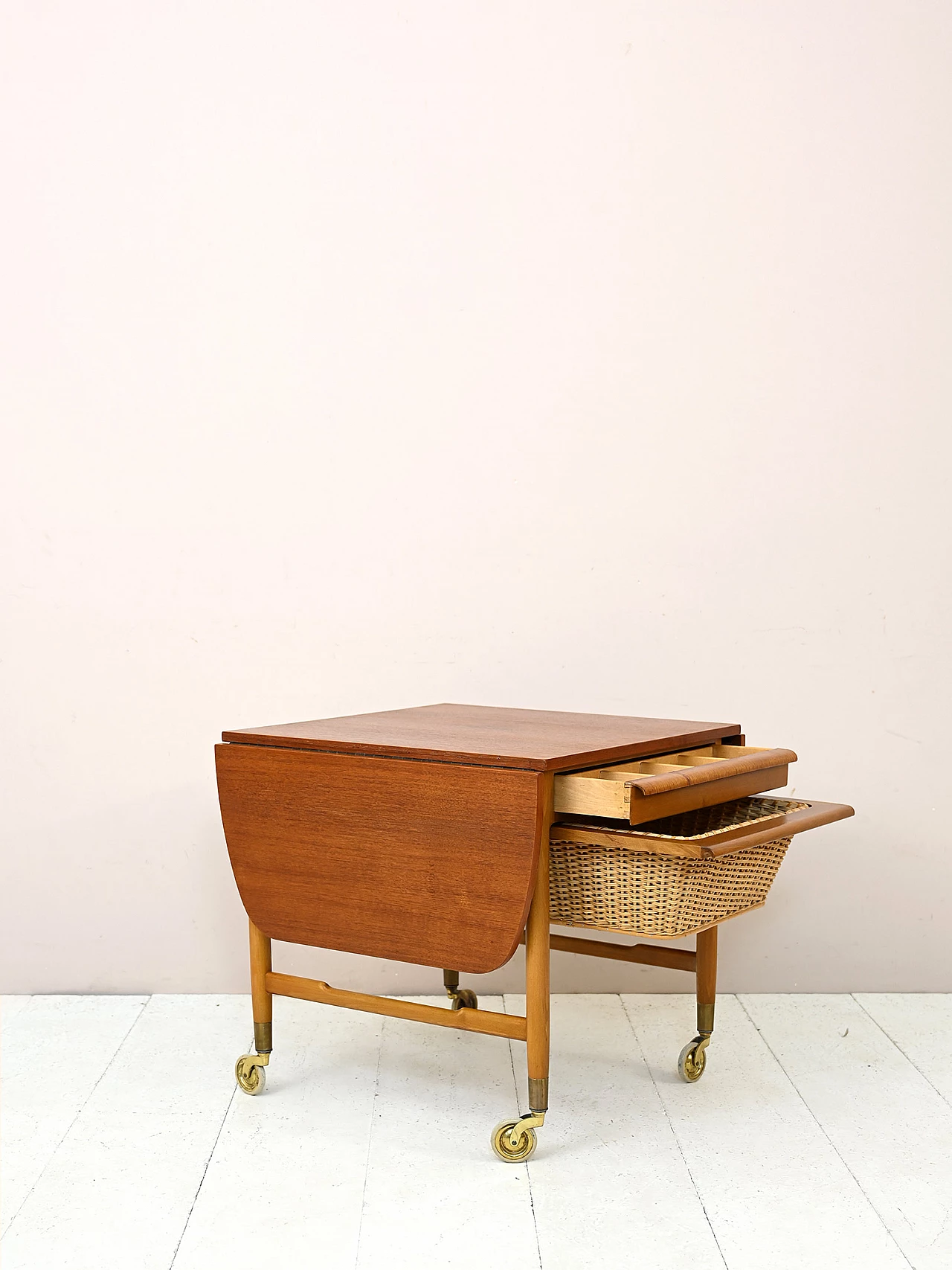 Teak and rattan wool holder, 1960s 4