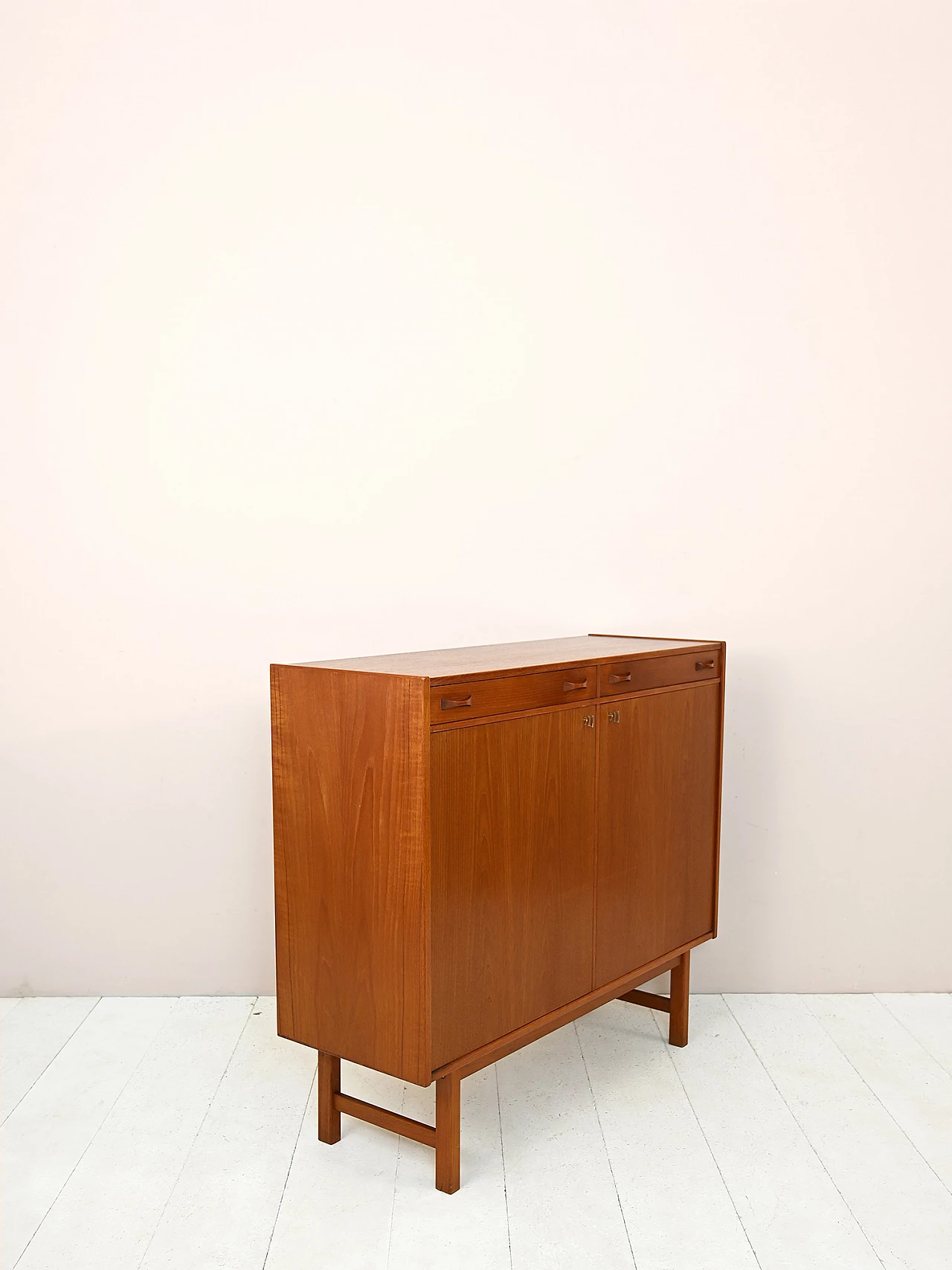 Credenza vintage scandinava con cassetti, anni ‘60 5
