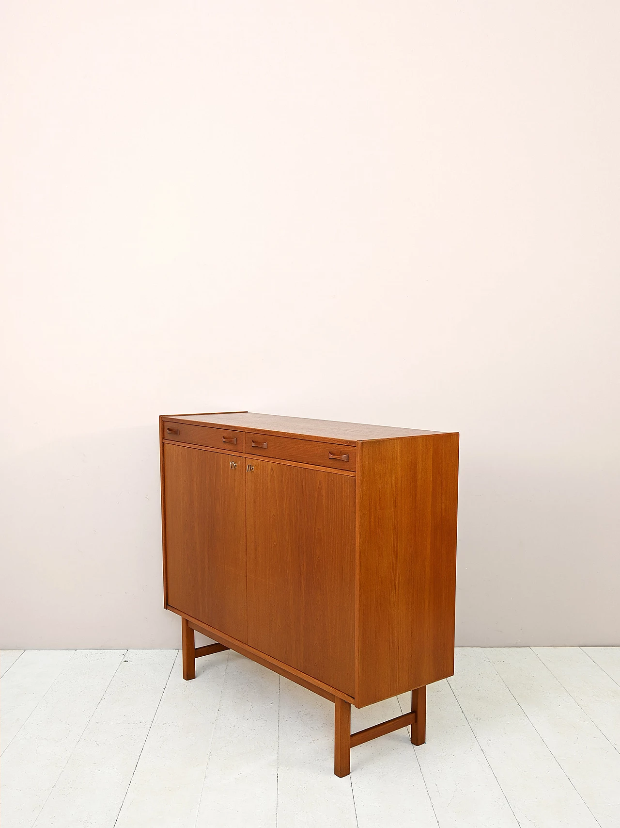 Credenza vintage scandinava con cassetti, anni ‘60 6