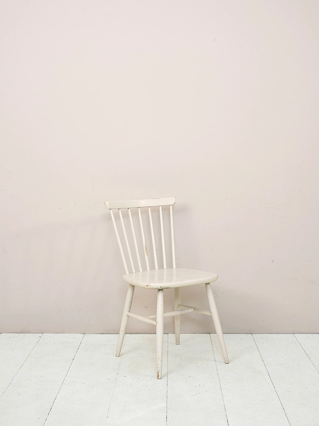 Sedia svedese bianca, anni ‘60 1