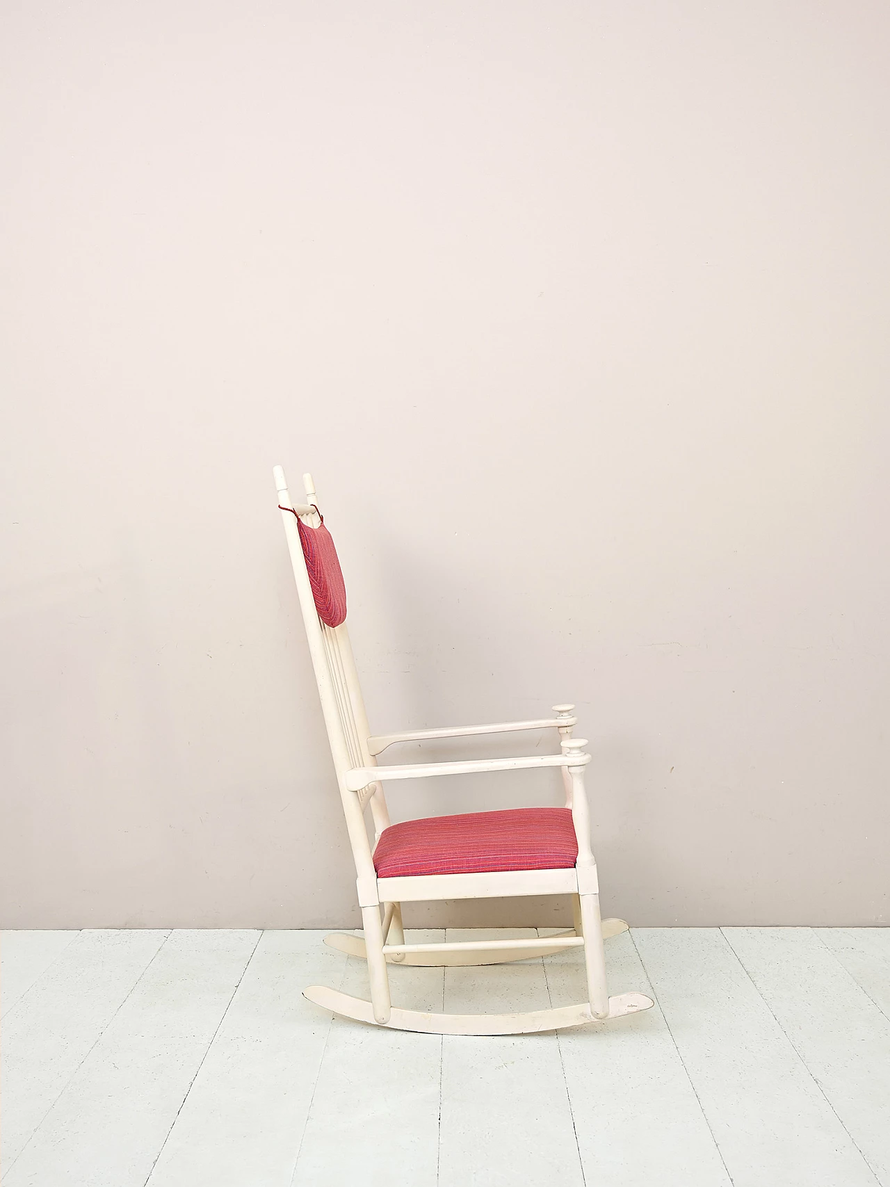 Scandinavian rocking chair, 1960s 2