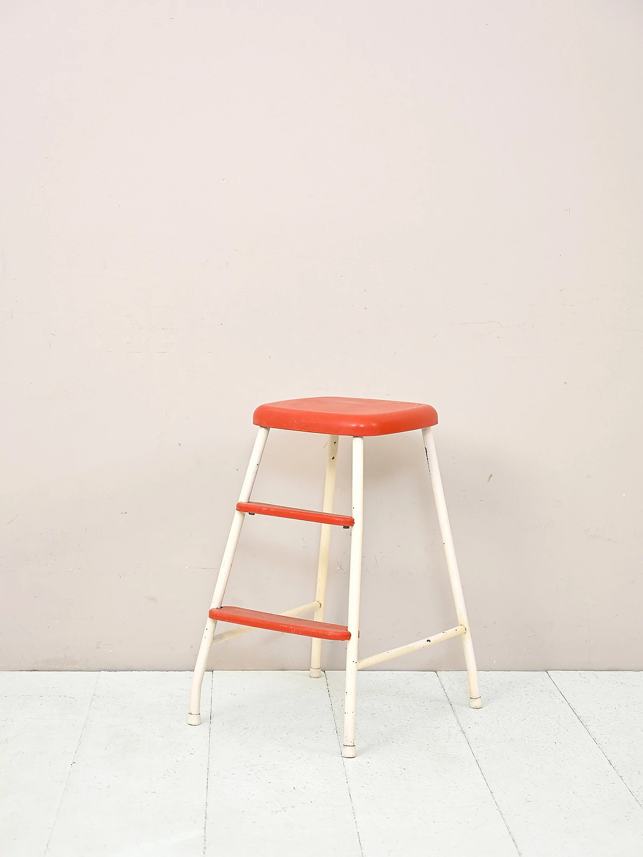 Scandinavian white metal and red plastic ladder, 1960s 4