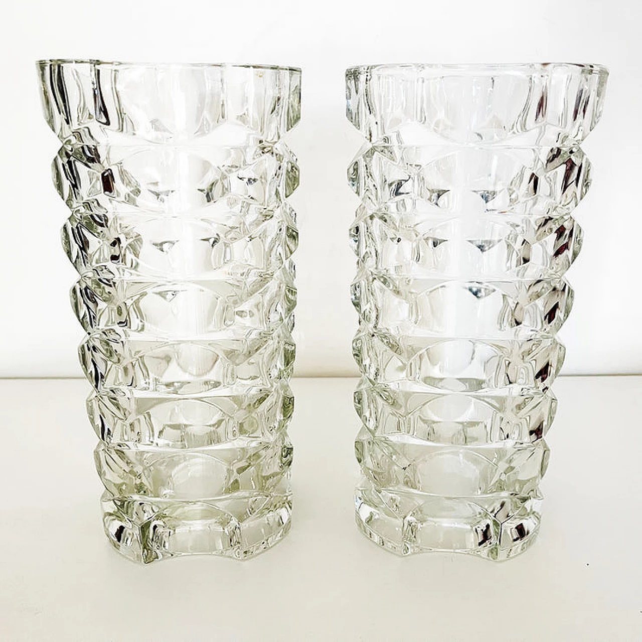 Pair of Art Deco faceted crystal vases, 1940s 4
