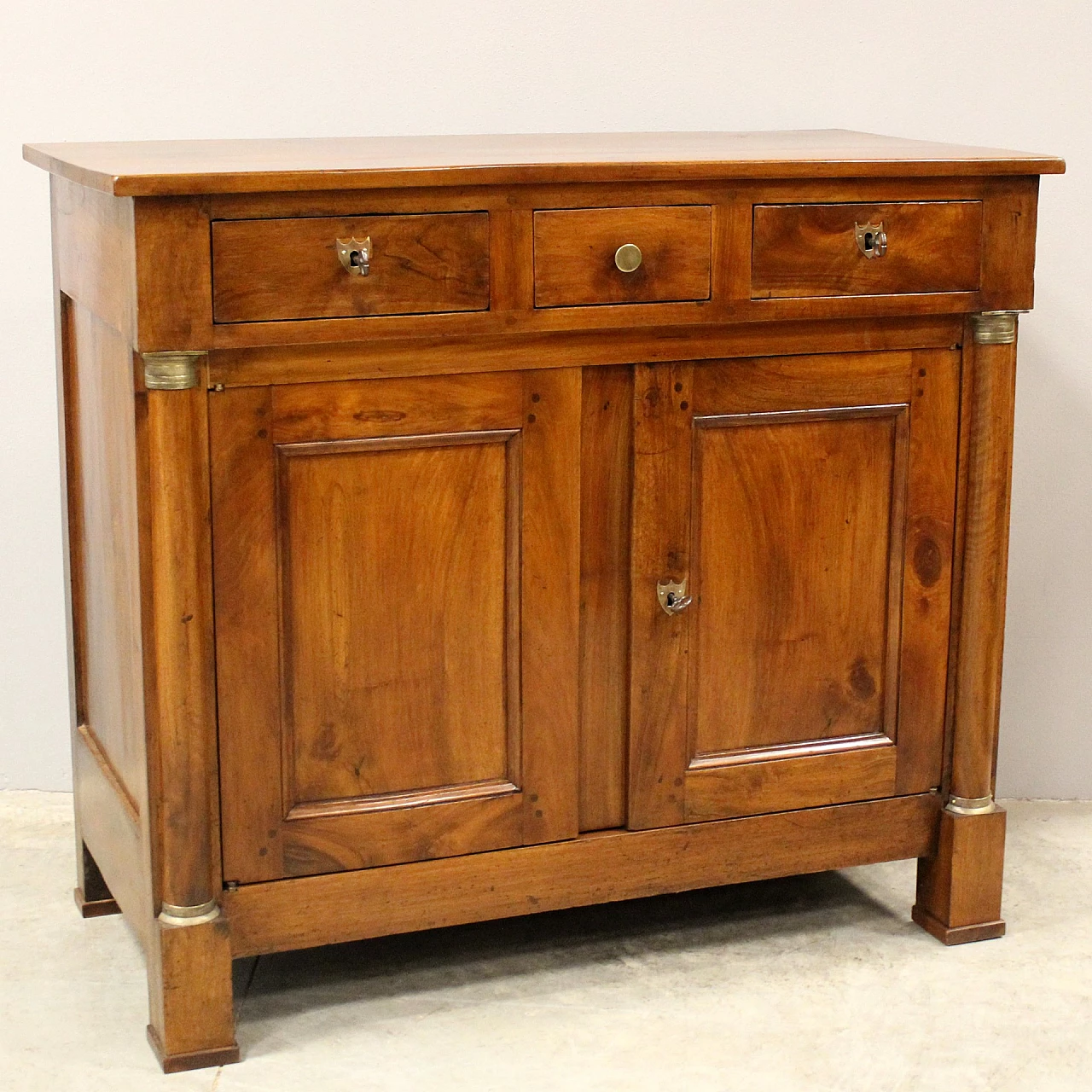 Empire solid walnut sideboard, early 19th century 2
