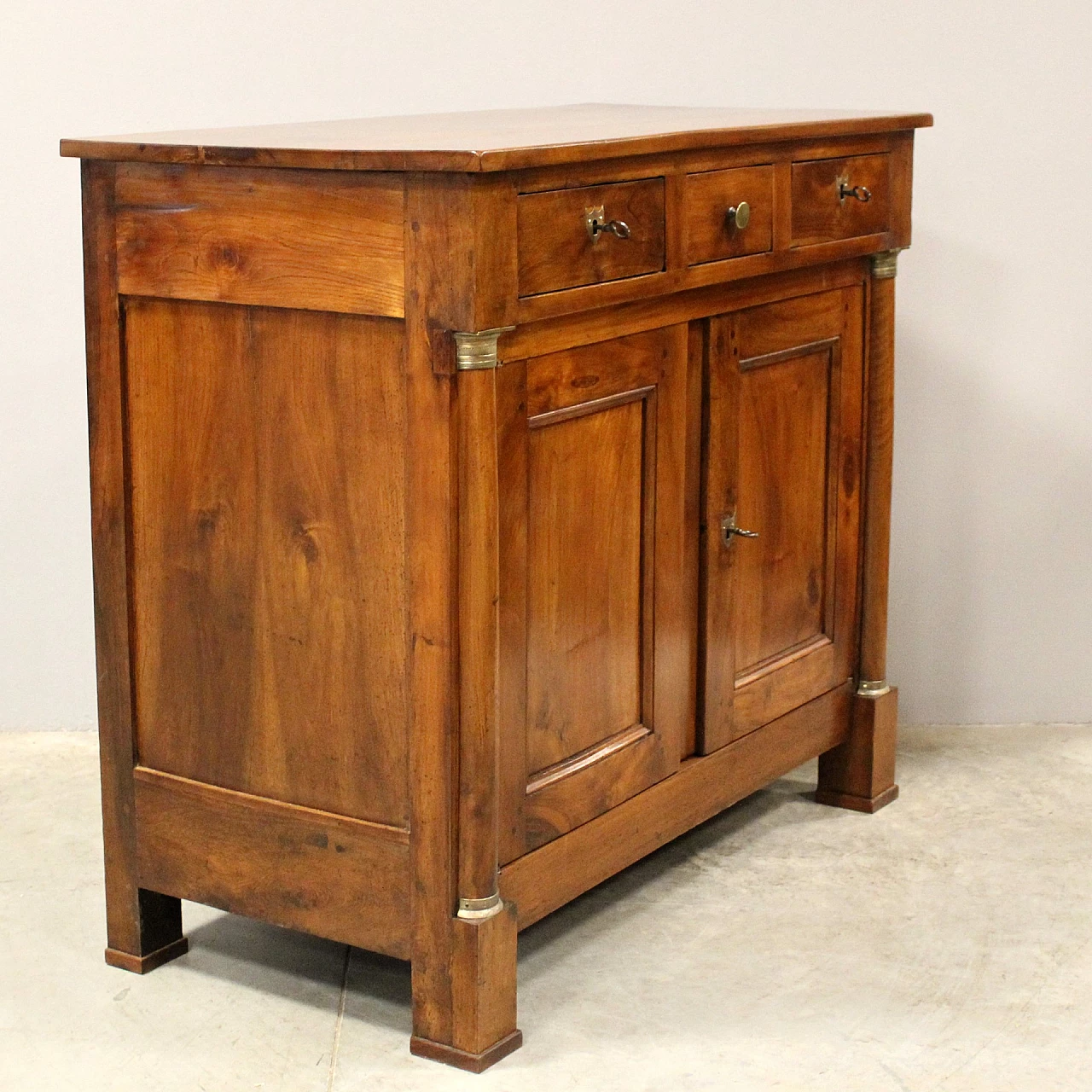 Empire solid walnut sideboard, early 19th century 4