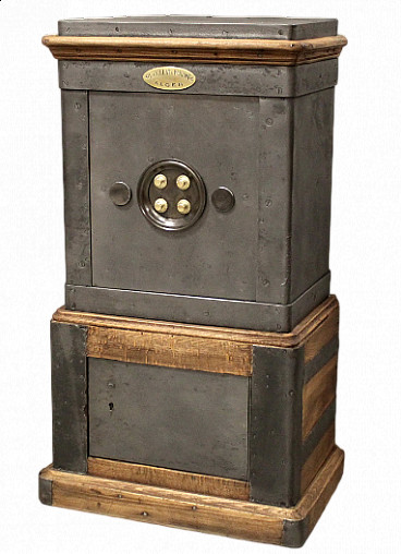 Iron and wood safe, early 20th century
