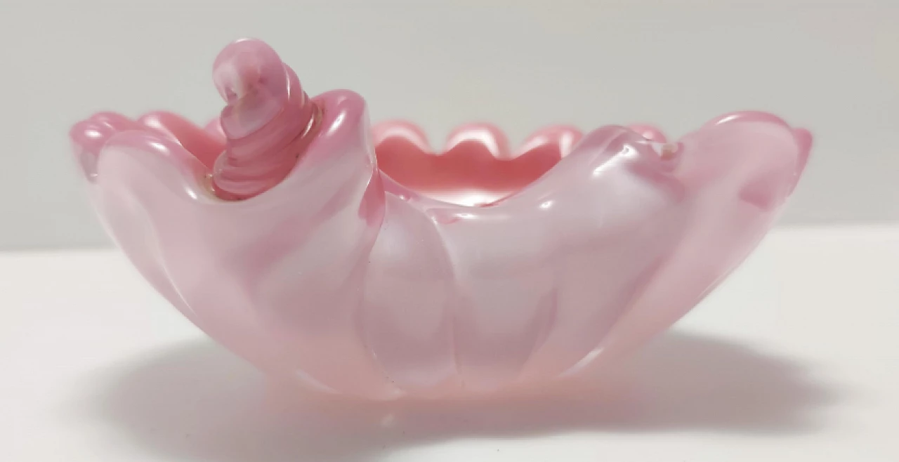 Shell-shaped pink glass bowl by Fratelli Toso, 1950s 6