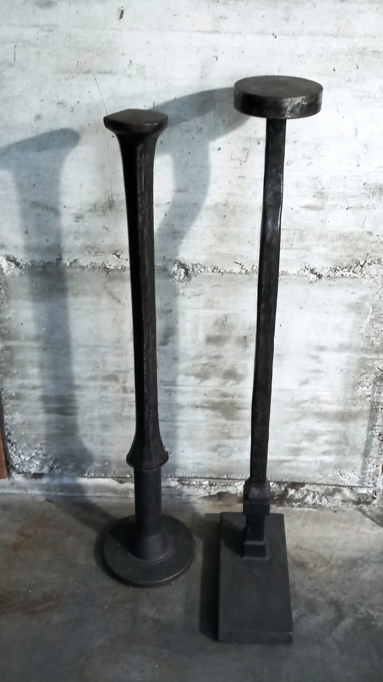 4 Iron master blacksmith anvils, 1940s 13