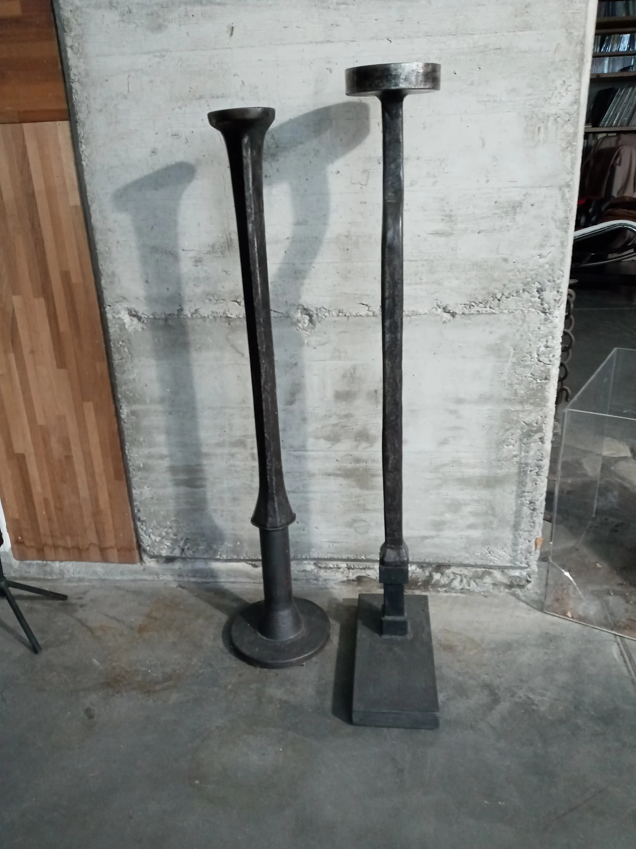 4 Iron master blacksmith anvils, 1940s 14
