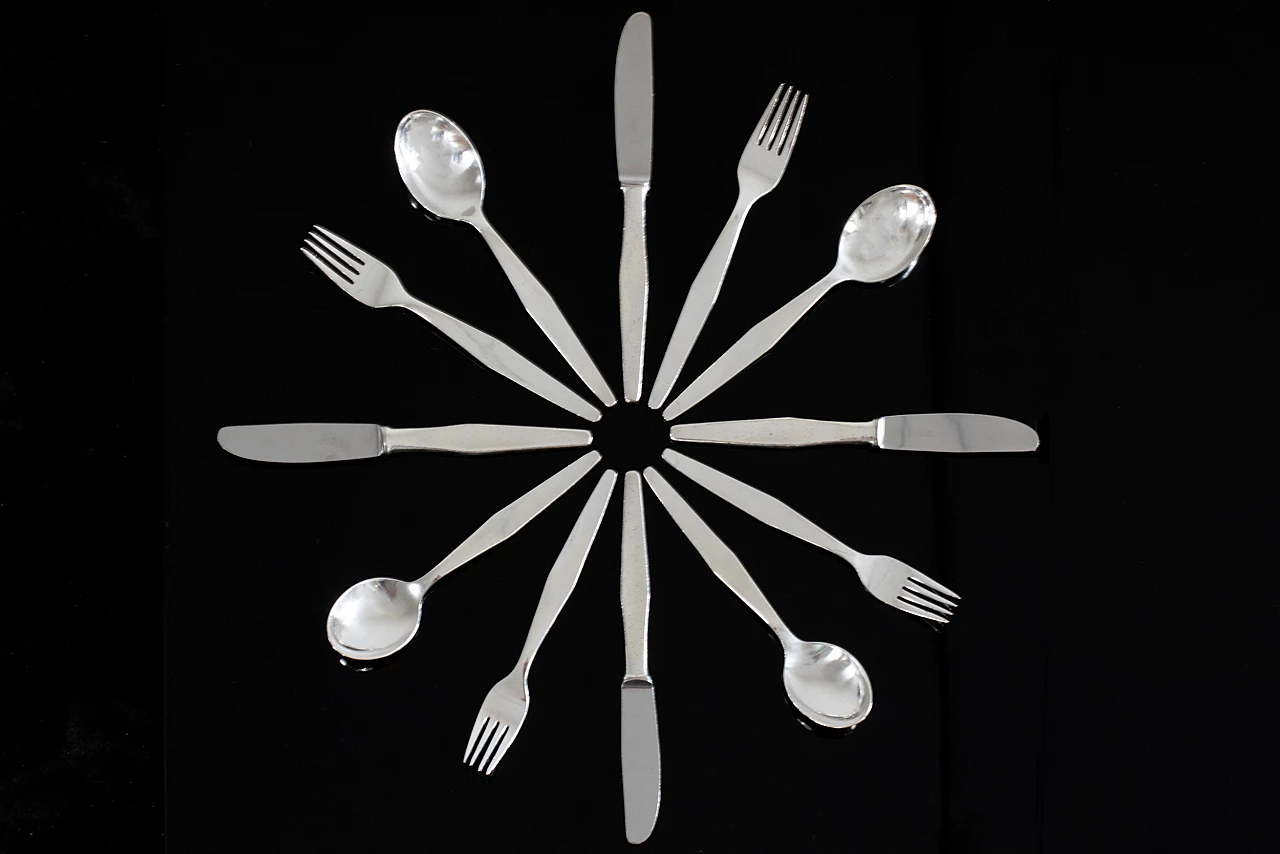 Cutlery set for twelve in nickel silver by Gio Ponti by Krupp, 1950s 2