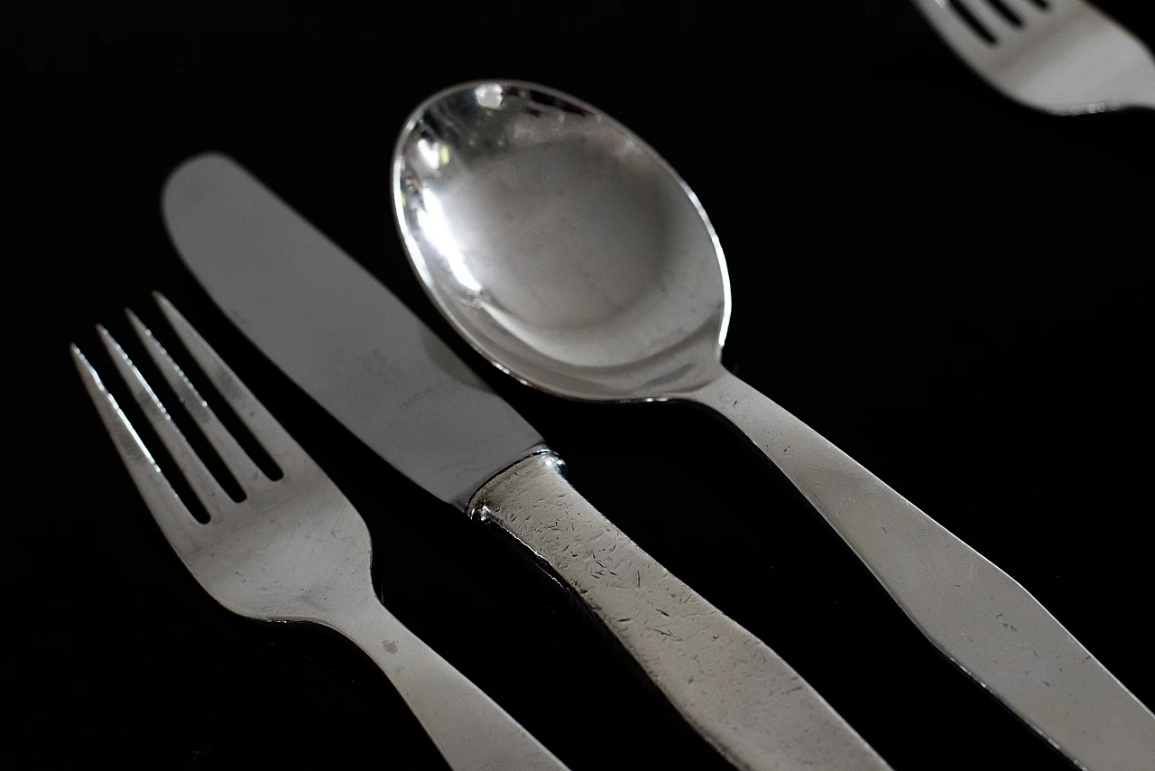 Cutlery set for twelve in nickel silver by Gio Ponti by Krupp, 1950s 4