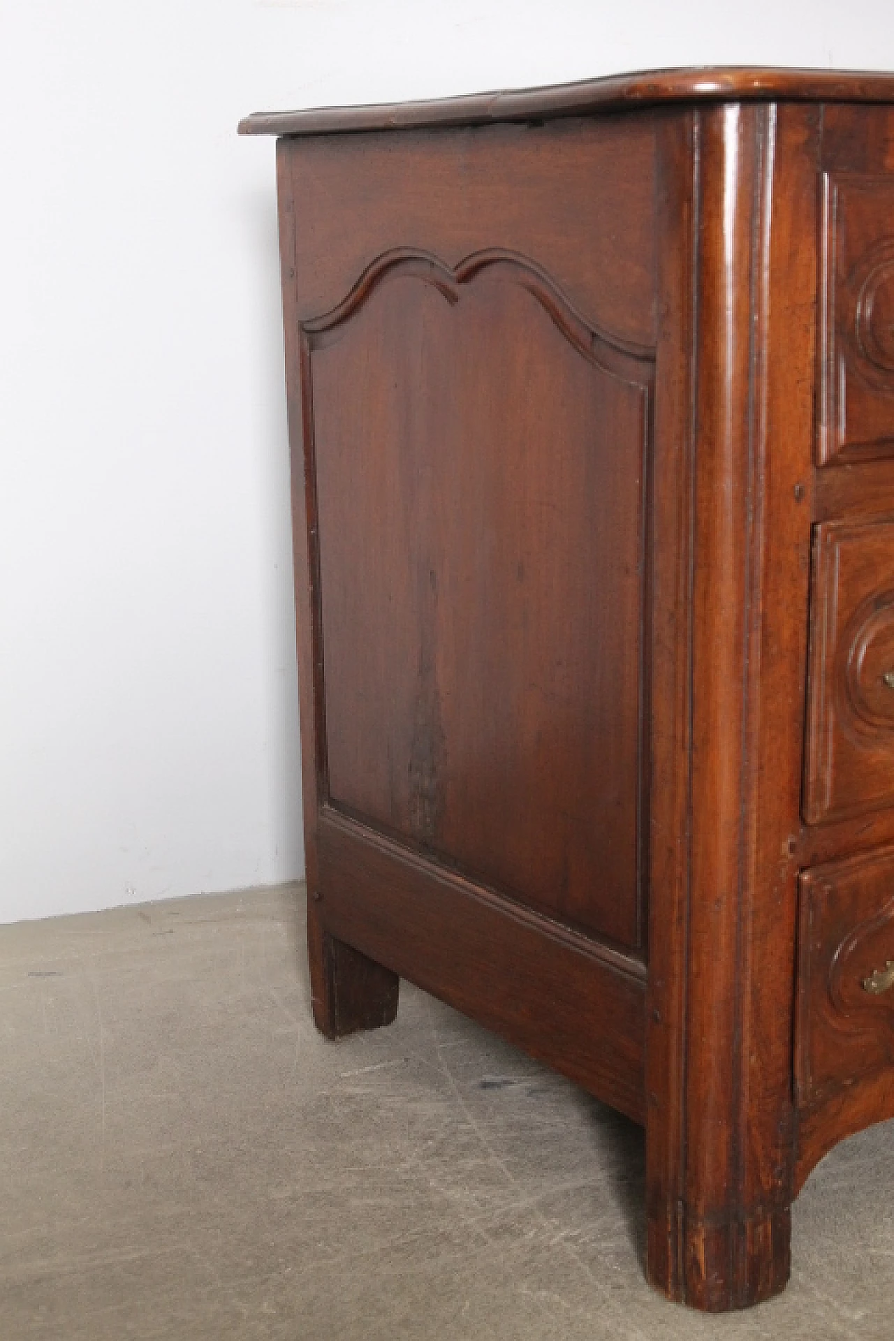 Louis XVI solid walnut dresser with bronze handles, late 18th century 8