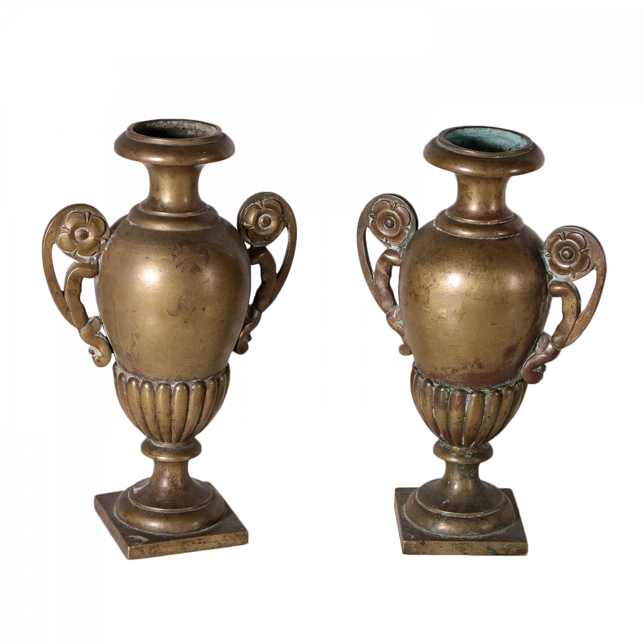 Coppia di vasi biansati in bronzo dorato, del '800 1