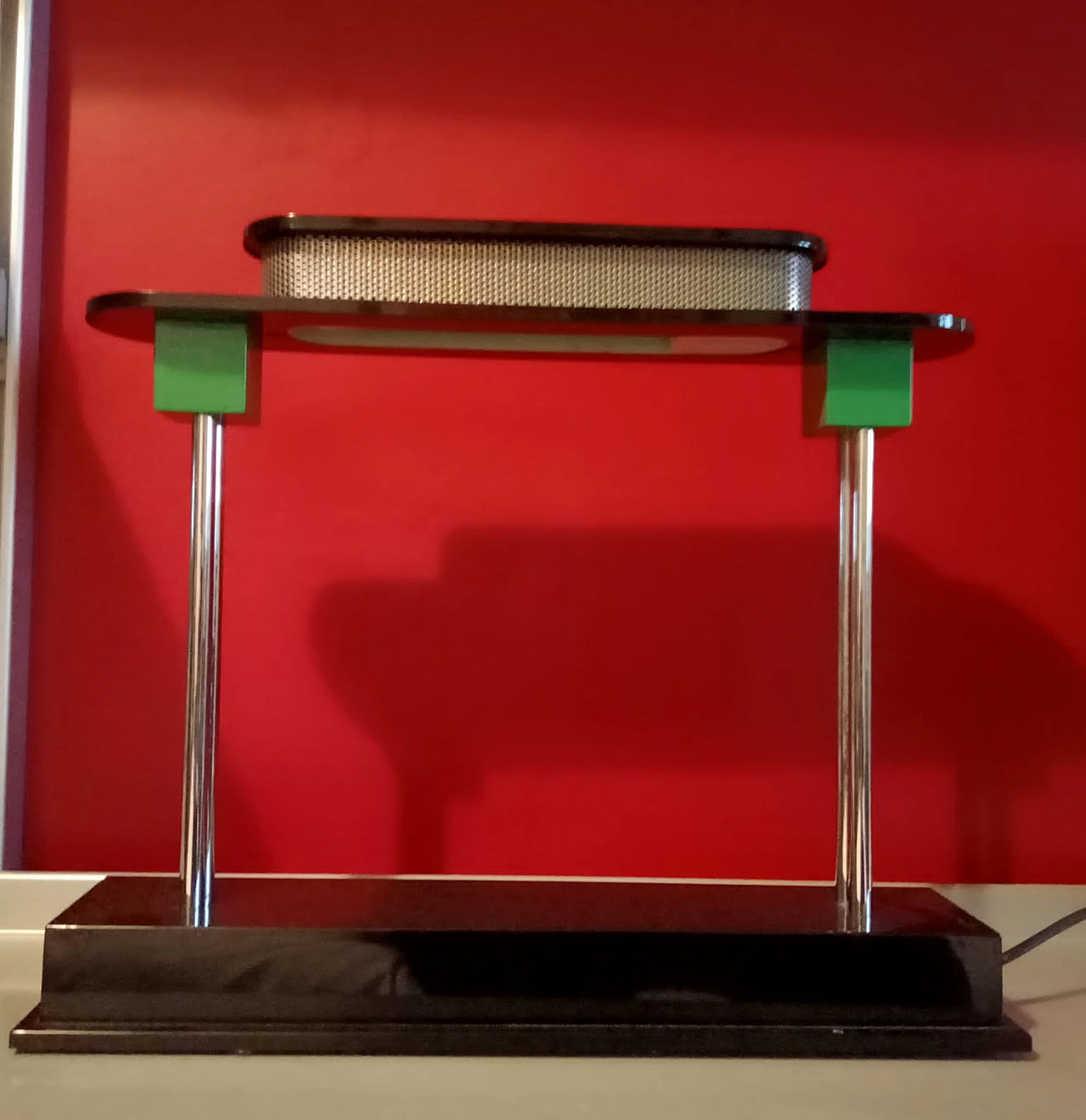 Lampada da tavolo Pausania di Ettore Sottsass per Artemide, anni '80 2