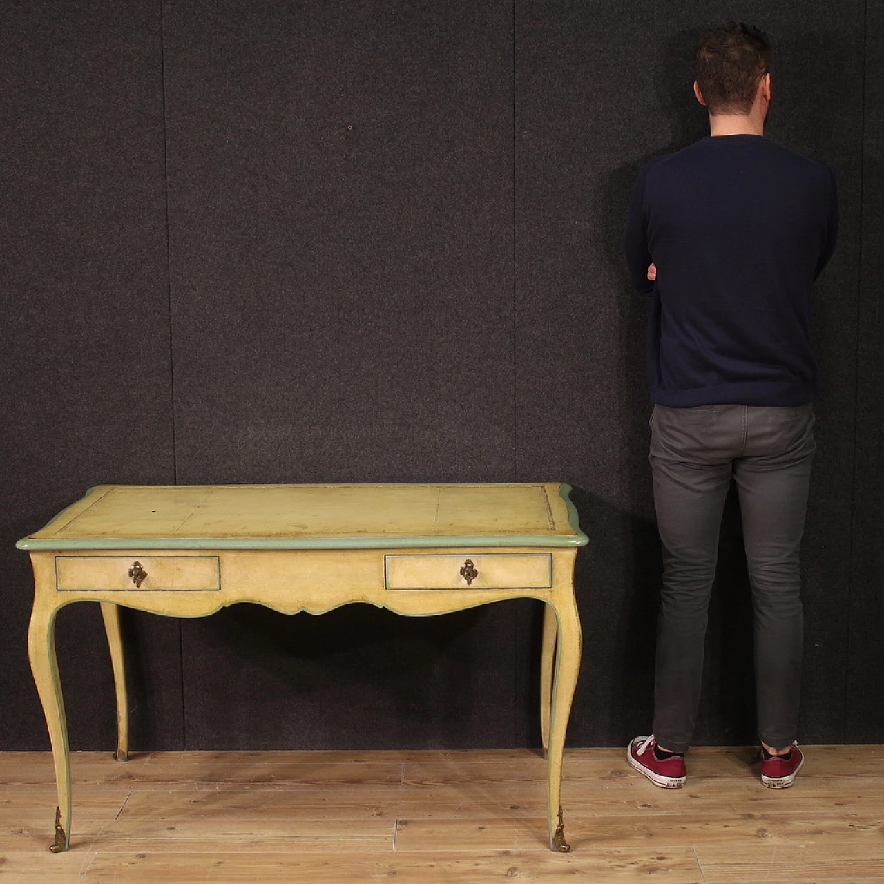 Desk in carved and painted wood with bronze details in Louis XV style, 1960s 2