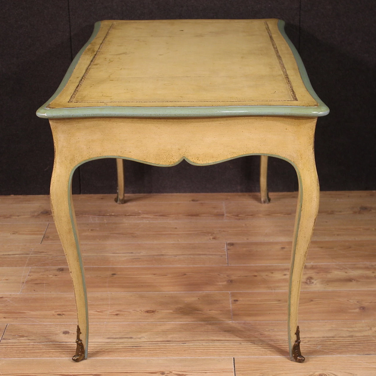 Desk in carved and painted wood with bronze details in Louis XV style, 1960s 7