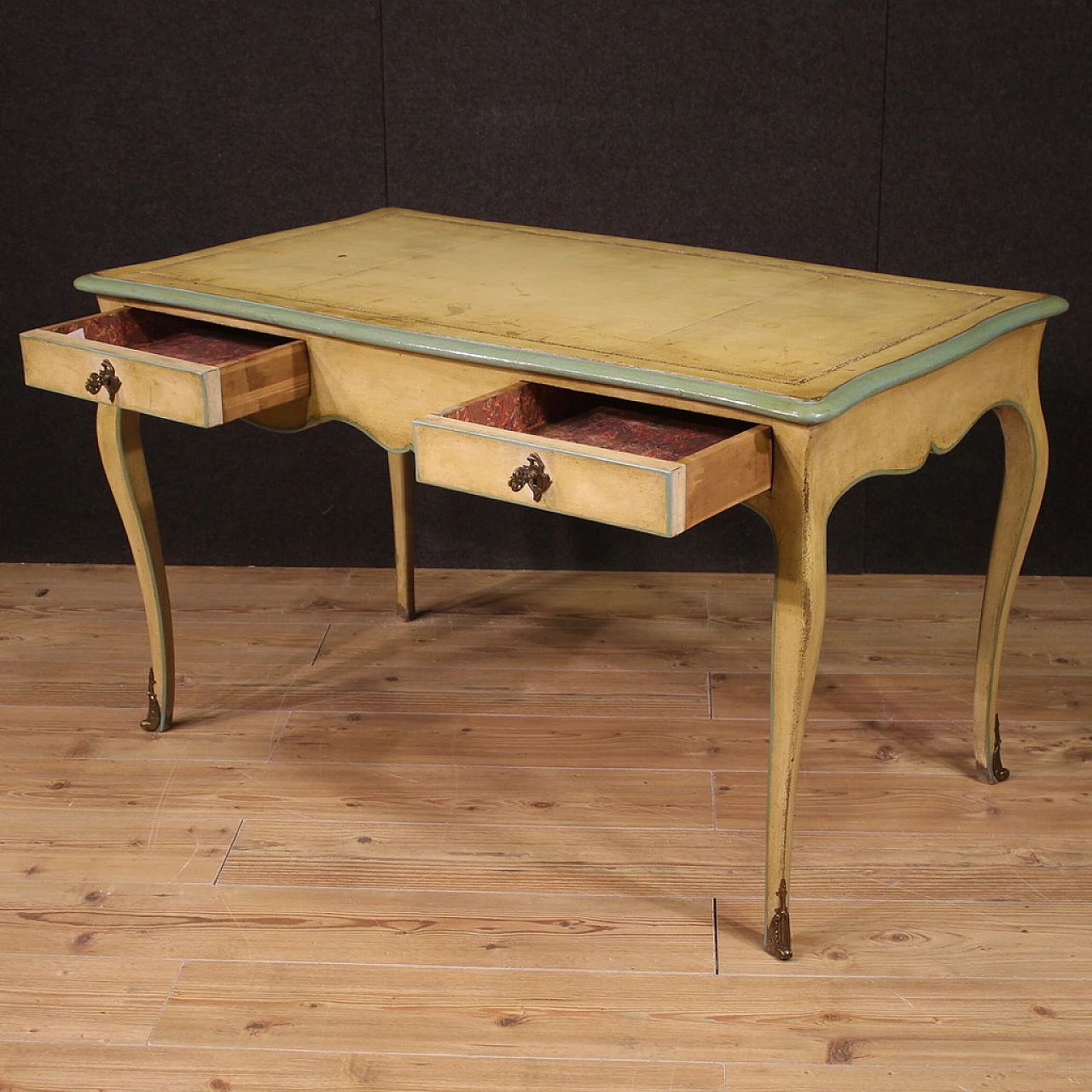 Desk in carved and painted wood with bronze details in Louis XV style, 1960s 12