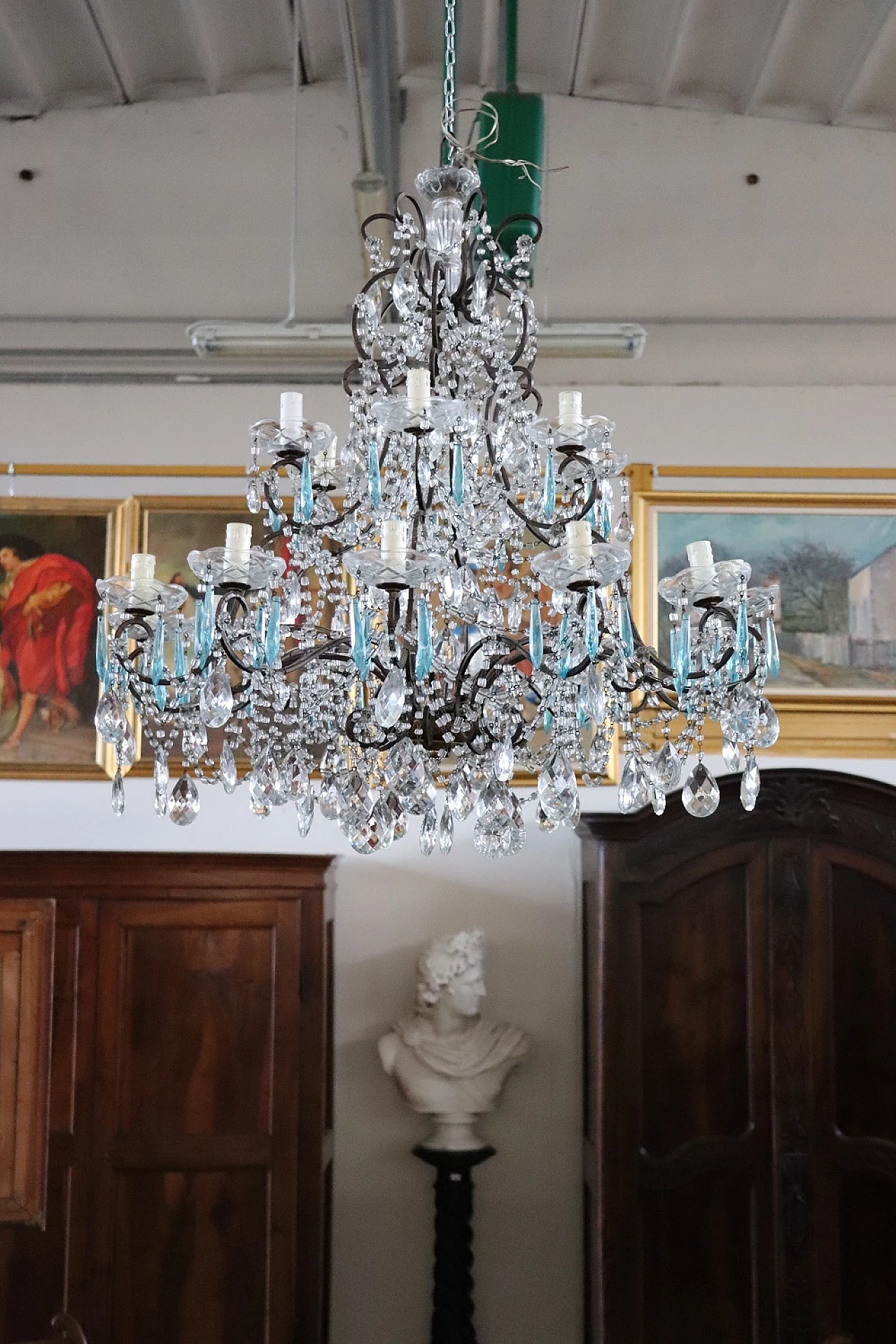 Eighteen-light crystal chandelier with bronze frame, 1920s 8