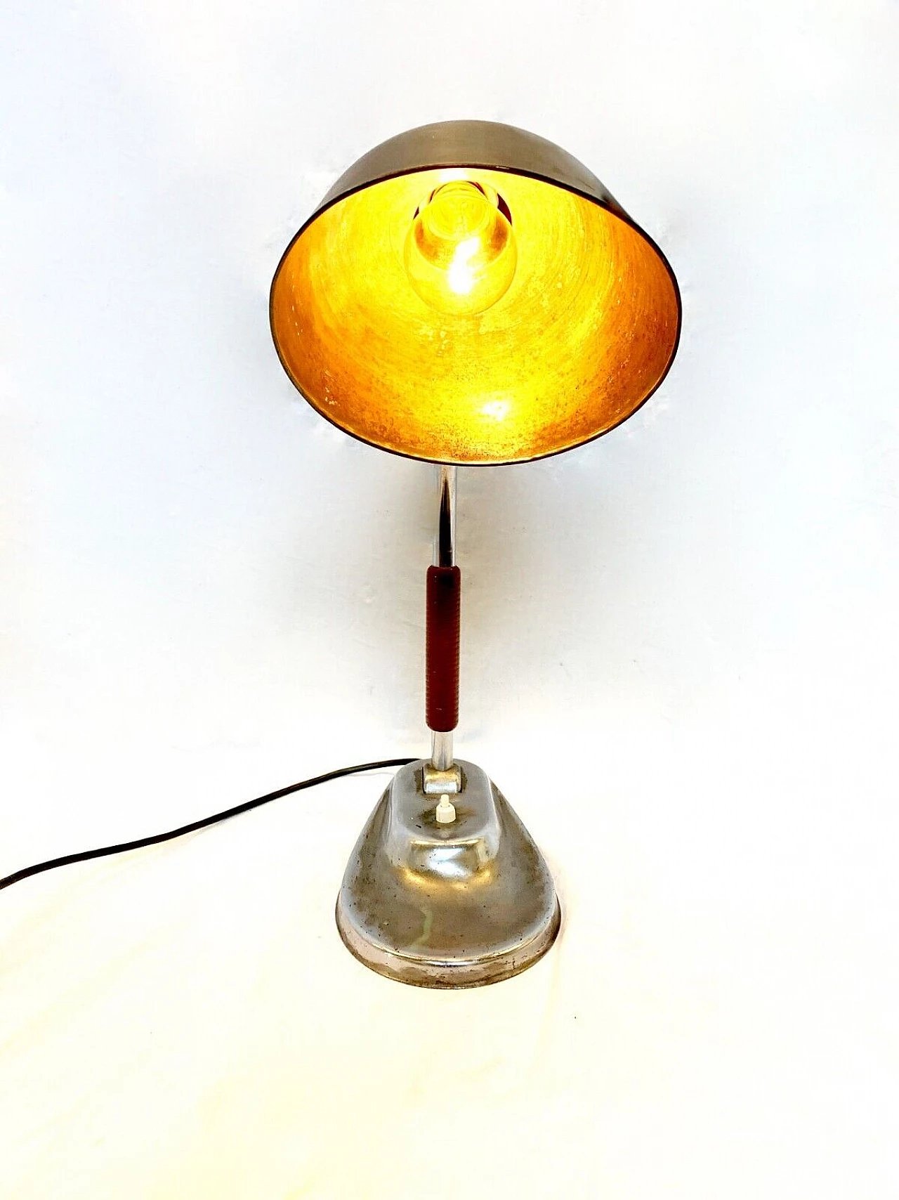 Lampada da tavolo pieghevole in metallo e bachelite, anni '40 2