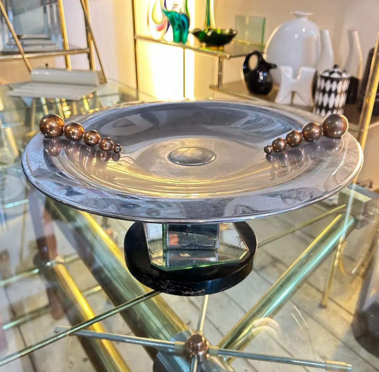 Centrotavola rotondo in vetro specchiato e metallo cromato, anni '30 2