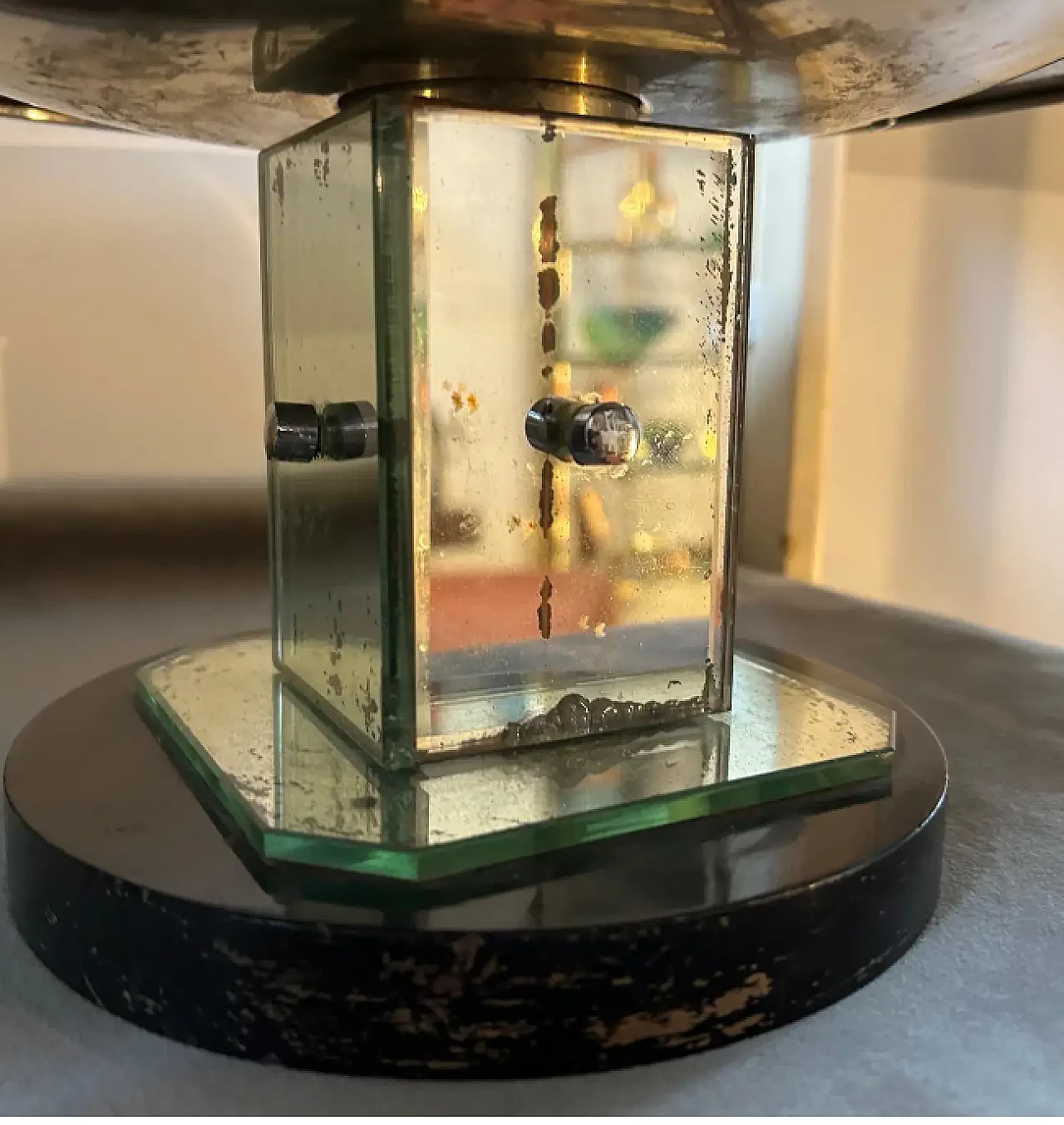 Centrotavola rotondo in vetro specchiato e metallo cromato, anni '30 5