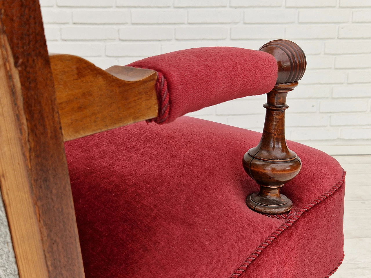 Divano danese a due posti in teak, faggio e velluto rosso, anni '50 10