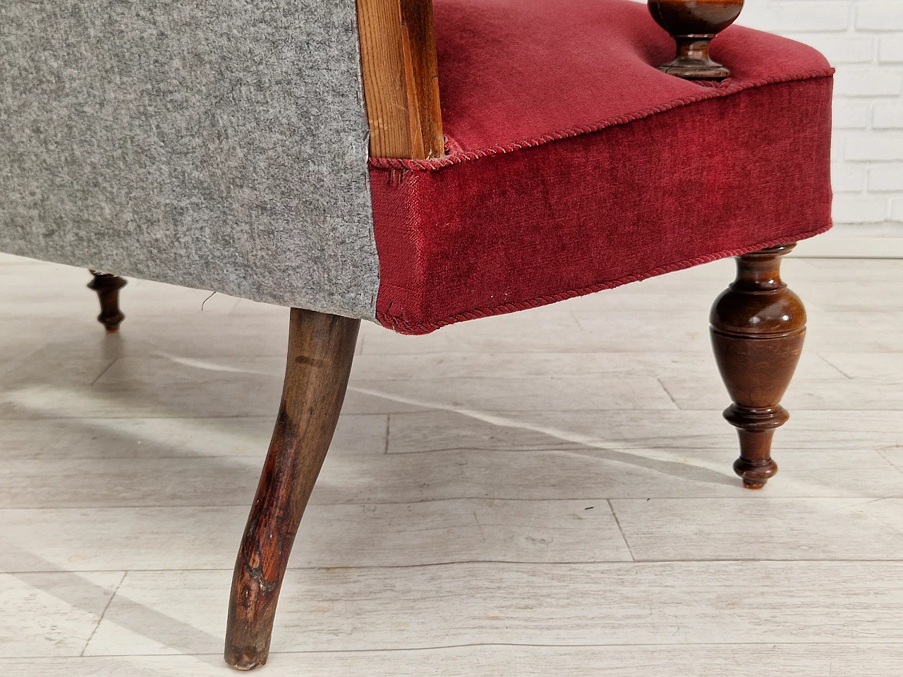 Divano danese a due posti in teak, faggio e velluto rosso, anni '50 11