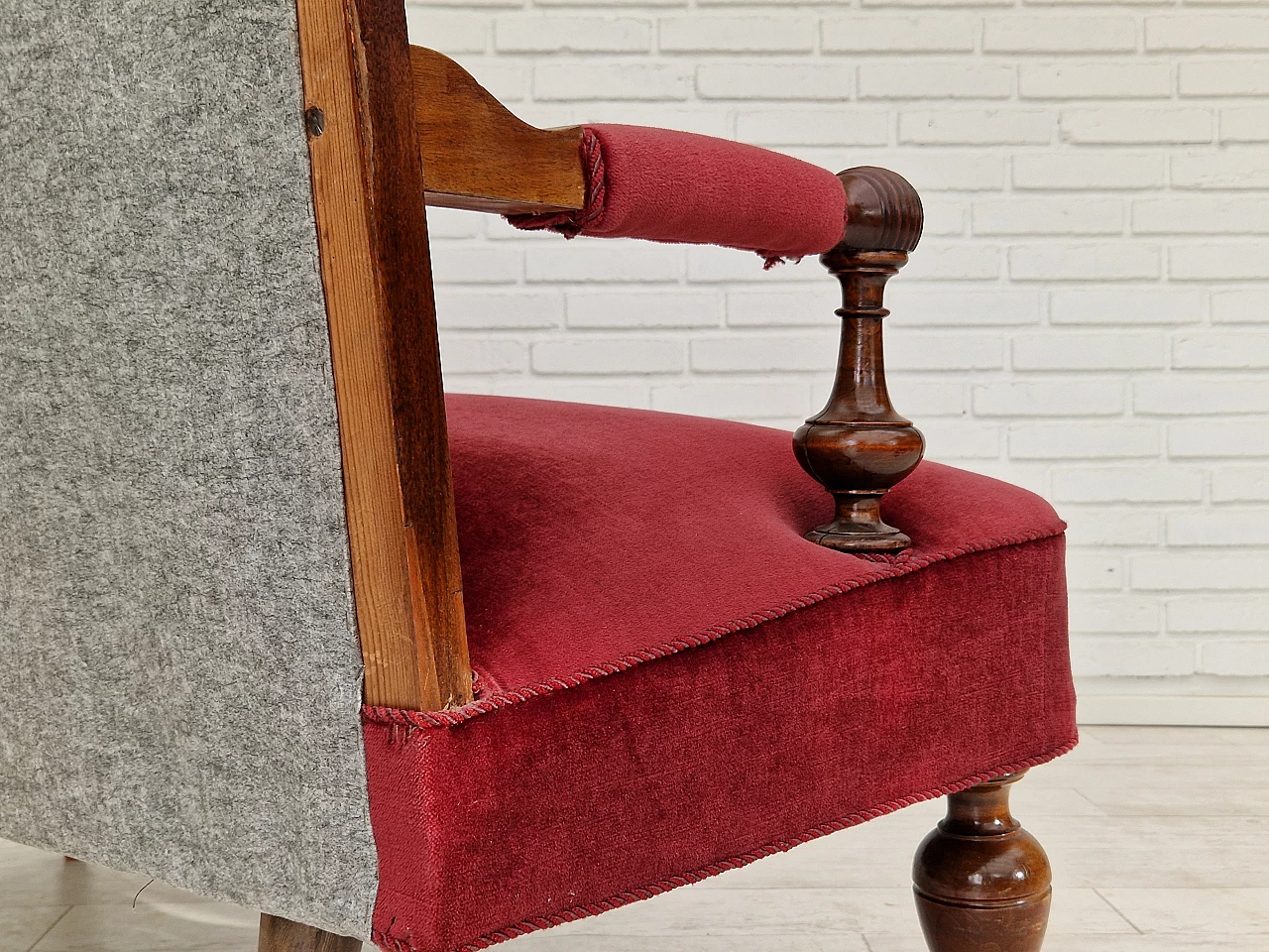 Divano danese a due posti in teak, faggio e velluto rosso, anni '50 12