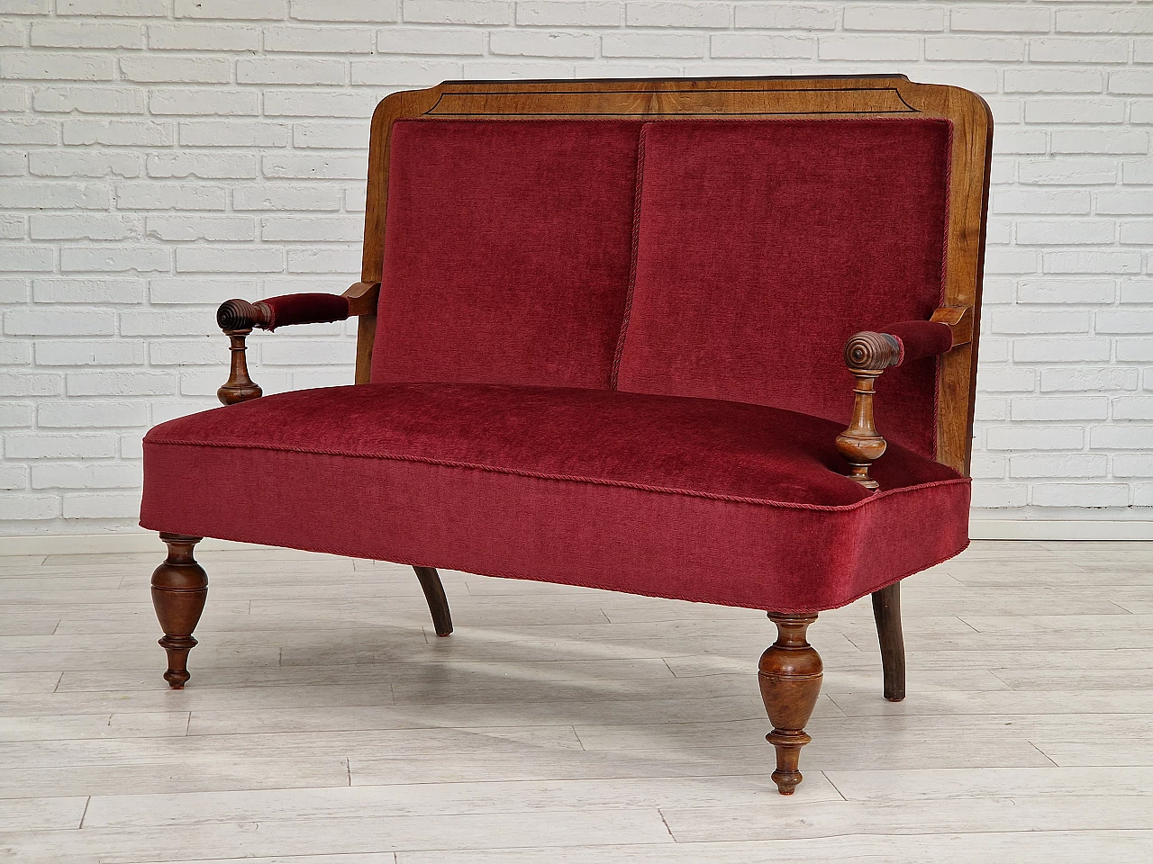 Divano danese a due posti in teak, faggio e velluto rosso, anni '50 16