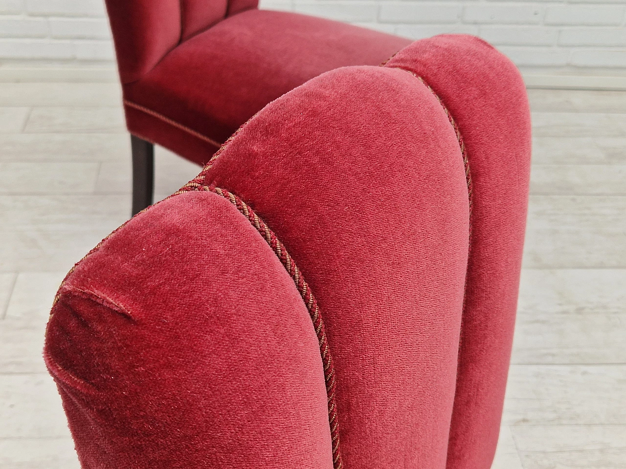 4 Danish oak chairs with cherry red velvet upholstery, 1950s 3