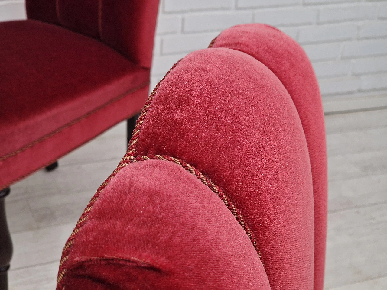 4 Danish oak chairs with cherry red velvet upholstery, 1950s 10