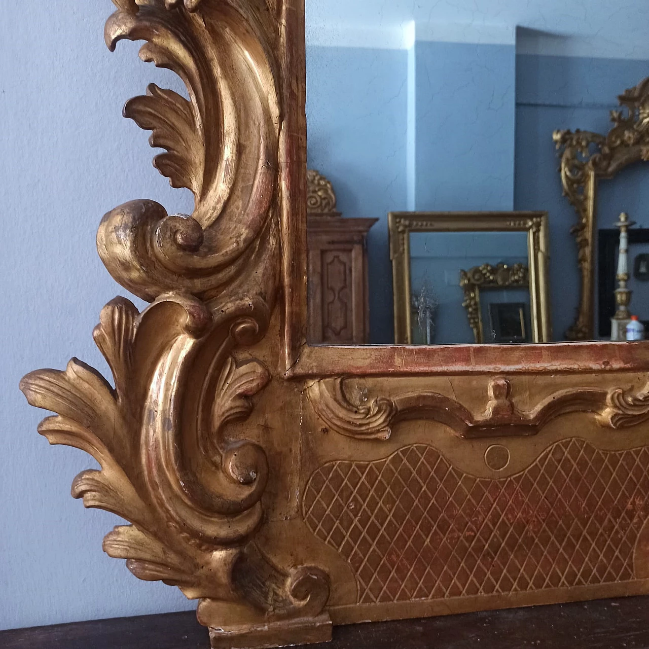 Cornice Barocca intagliata in legno dorato con specchio, prima metà '700 3