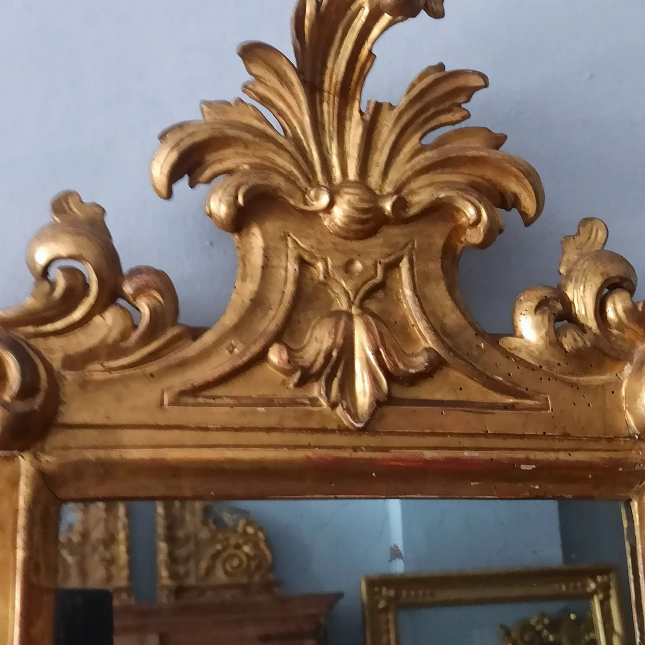 Cornice Barocca intagliata in legno dorato con specchio, prima metà '700 4