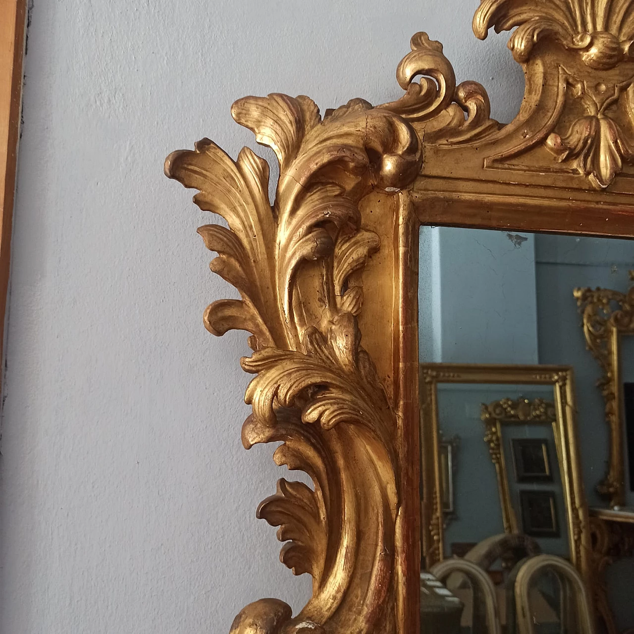 Cornice Barocca intagliata in legno dorato con specchio, prima metà '700 5