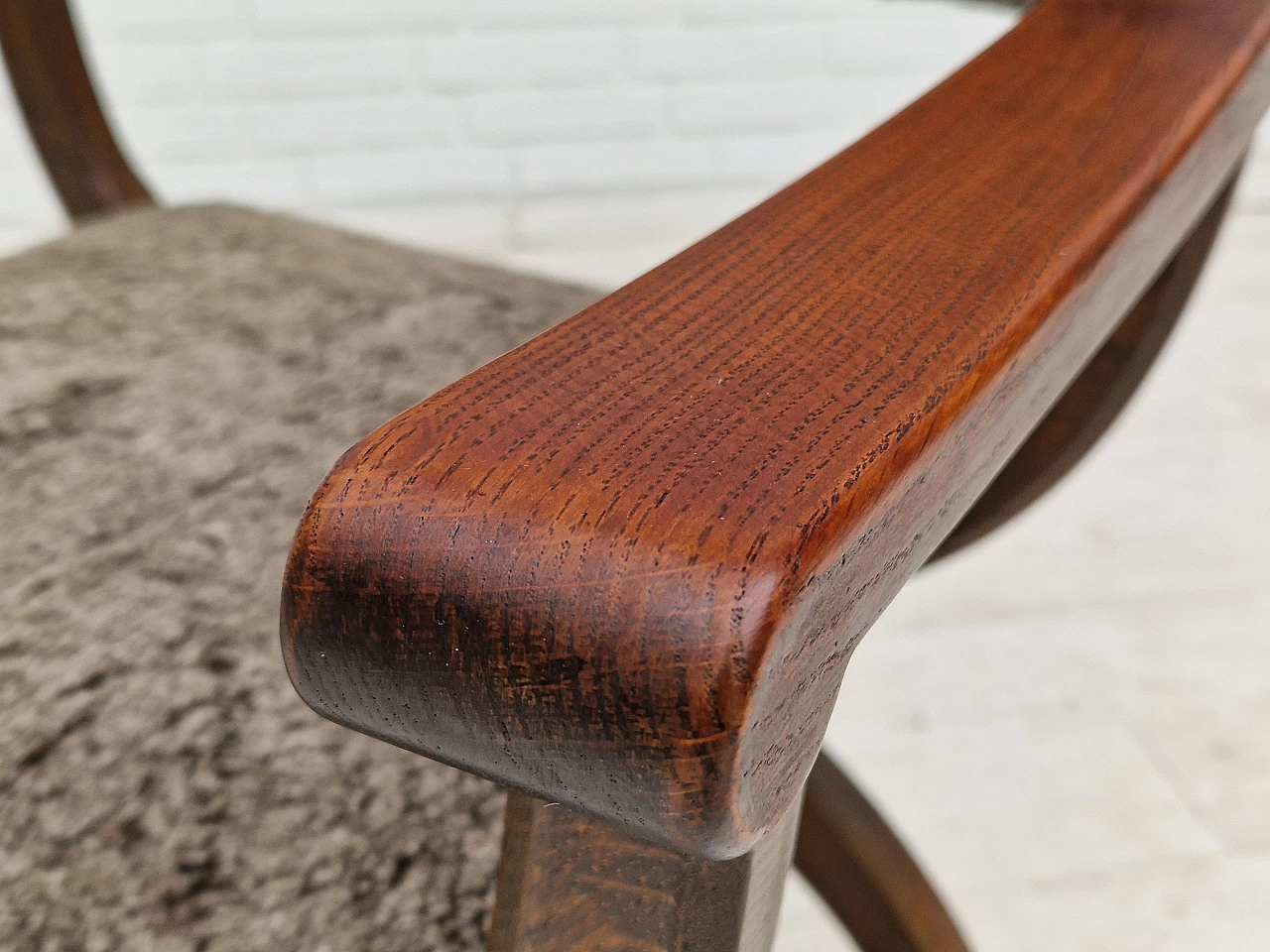 Sedia danese Kurul in rovere scuro e pelle di pecora di Henning Kjærnulf, anni '60 19